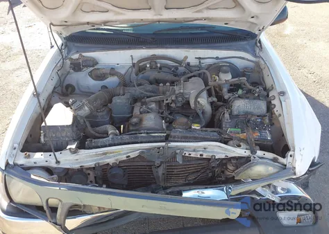 2002 Toyota Tacoma from USA, damaged, VIN 5TENL42N32Z036443